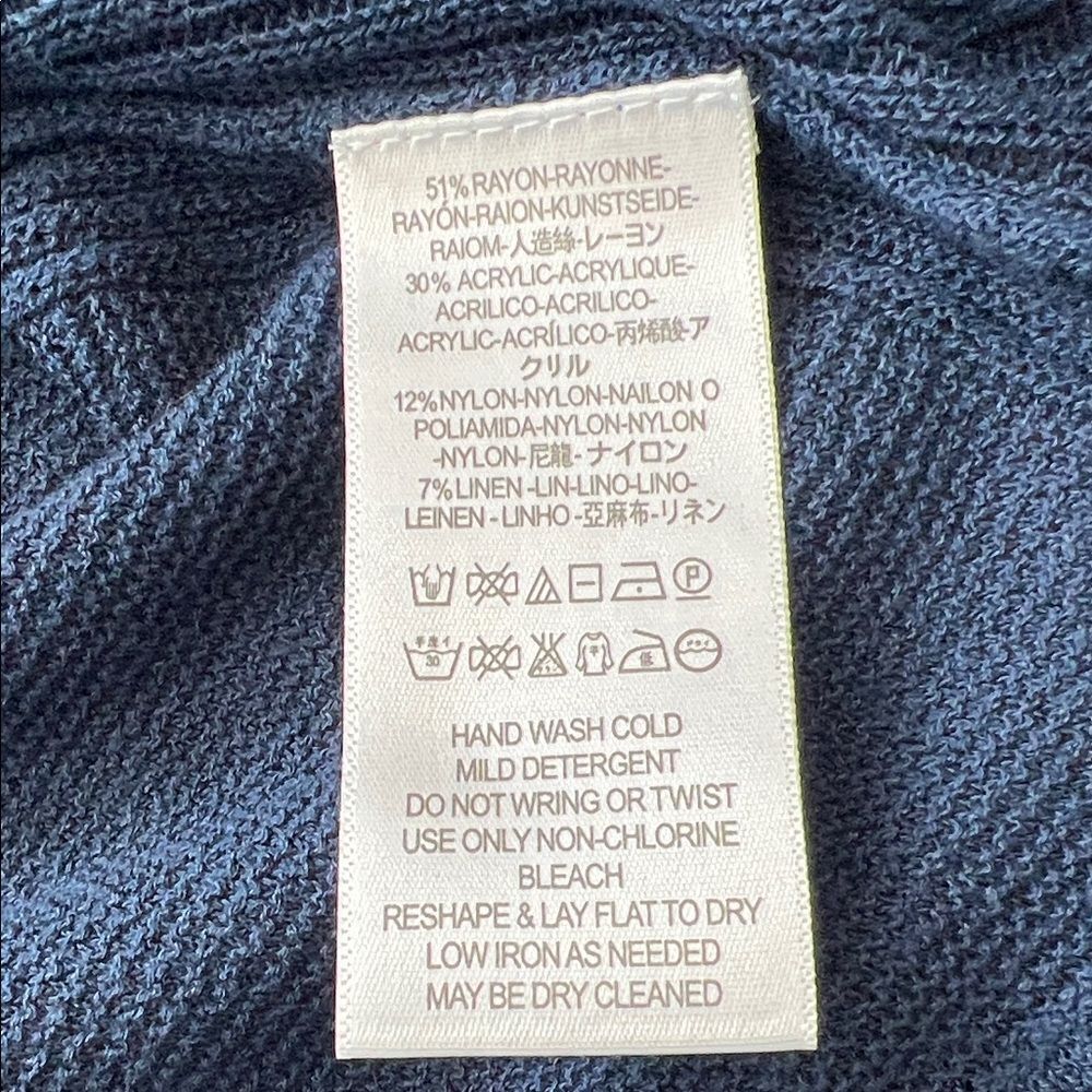 Like New! Free People Navy Blue Knit Crisscross Hi-Lo V-Neck Tunic Sweater in S - Picture 12 of 12